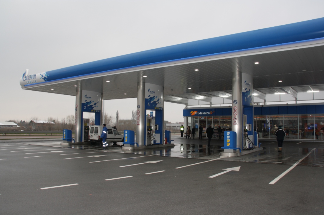 Alexey Miller visits first European filling station under Gazprom brand in Belgrade