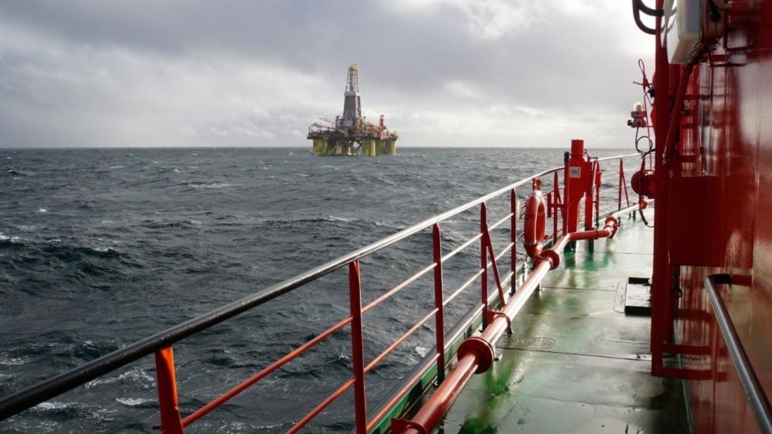 Drilling rig at Leningradskoye field